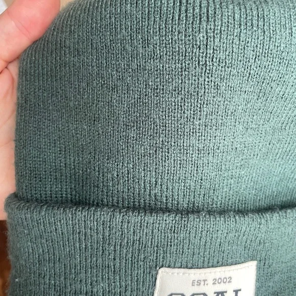 Green Toque - Picture 2 of 2
